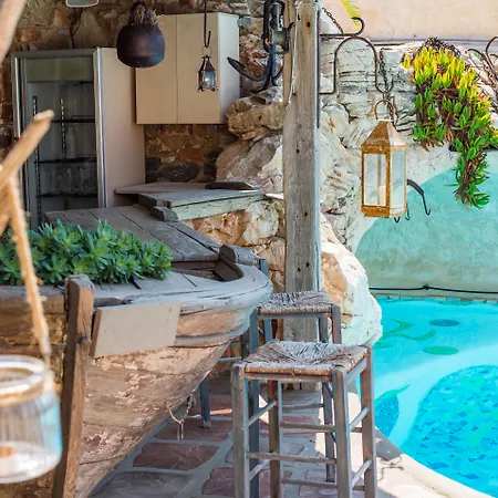 Anthippi (adults Only) Páros