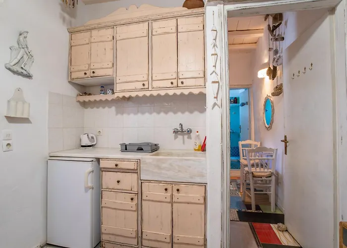 Anthippi (adults Only) 3*