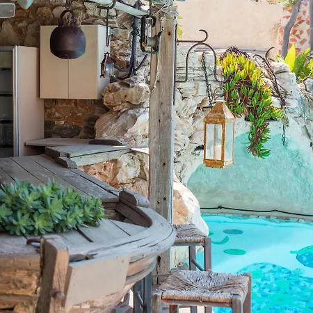 Anthippi (adults Only) 3* Páros