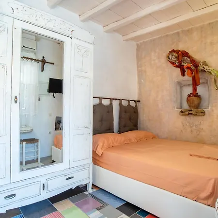 Anthippi (adults Only) Páros